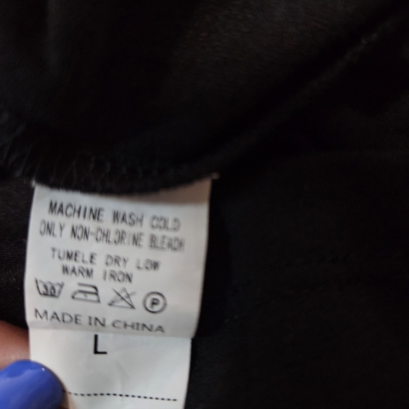 Black Leopard & Sequin Sleeve Raglan Top - Picture 6 of 6